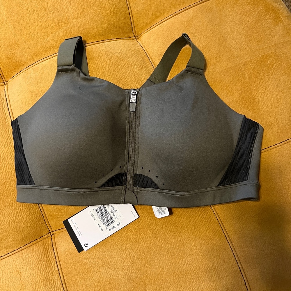 Nike Alpha
Women's High-Support Padded Zip-Front Sports Bra XL (C-E)